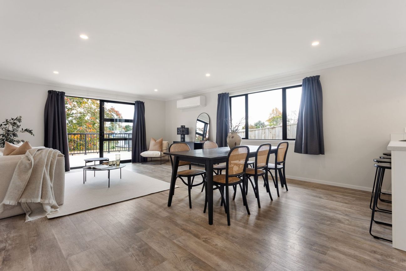 Near New, Quiet, Private and Spacious - Bild 2