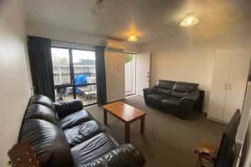 82b Clyde Street, Hamilton East