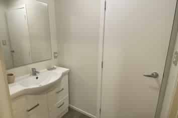82b Clyde Street, Hamilton East