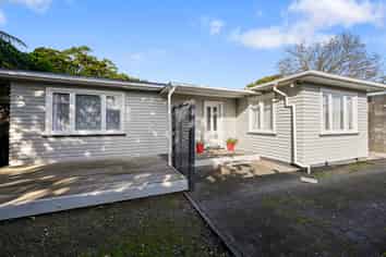 275 Coronation Avenue, Welbourn