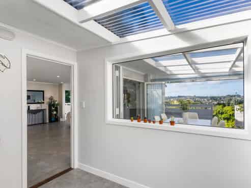 42 Ngarahana Avenue, Paremoremo