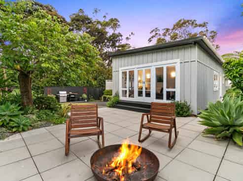 42 Ngarahana Avenue, Paremoremo