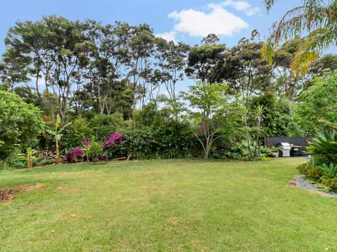42 Ngarahana Avenue, Paremoremo