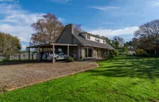 134 Cliffs Road, Claremont