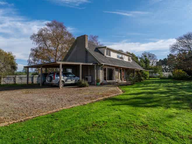 134 Cliffs Road, Claremont