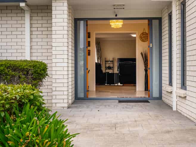 72 Marina View Drive, West Harbour