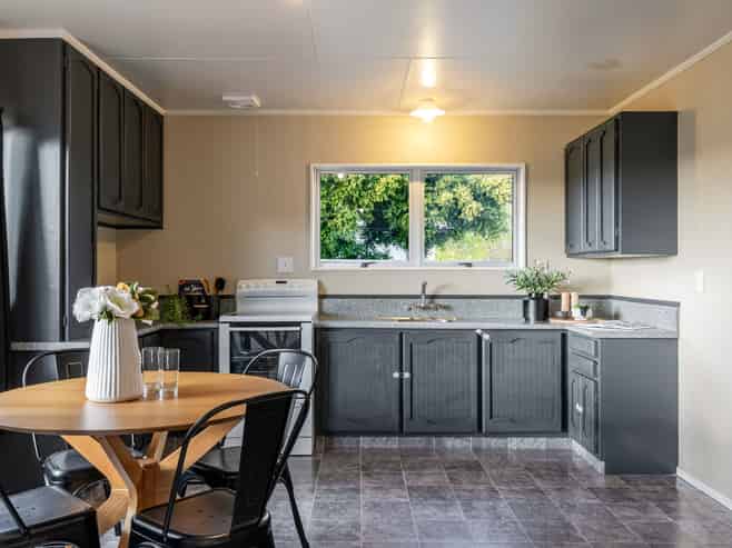 97 Benmore Avenue, Cloverlea