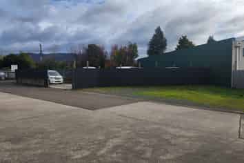 Versatile industrial property with upside