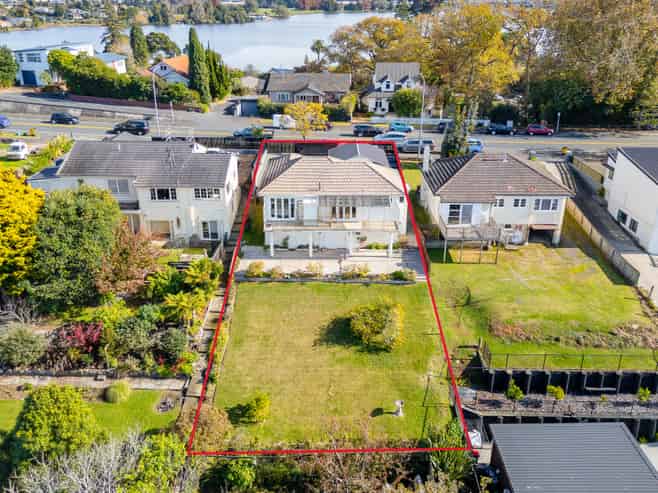 87 Pembroke Street, Hamilton Lake