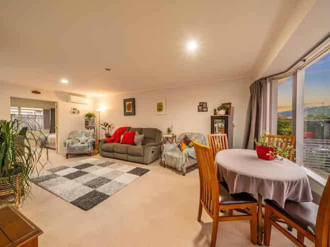 33/17 John Street, Trentham