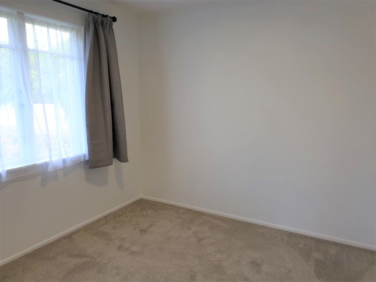 Renovated 3 Bedroom Home – další