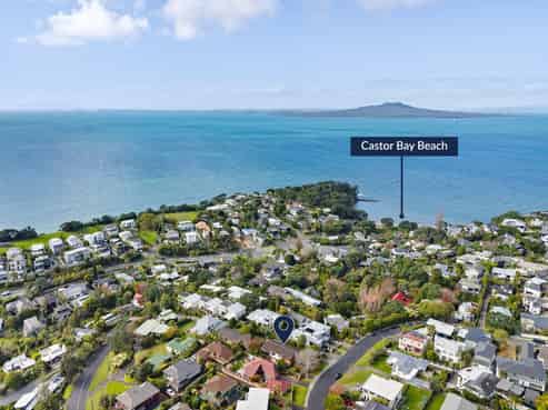 43A and 43 Eastcliffe Road, Castor Bay