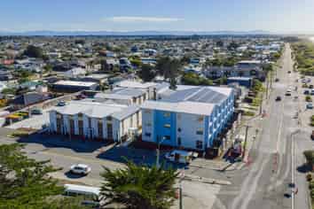 G04/87 Marine Parade, North New Brighton