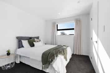 2/8 Antrim Street, Sydenham