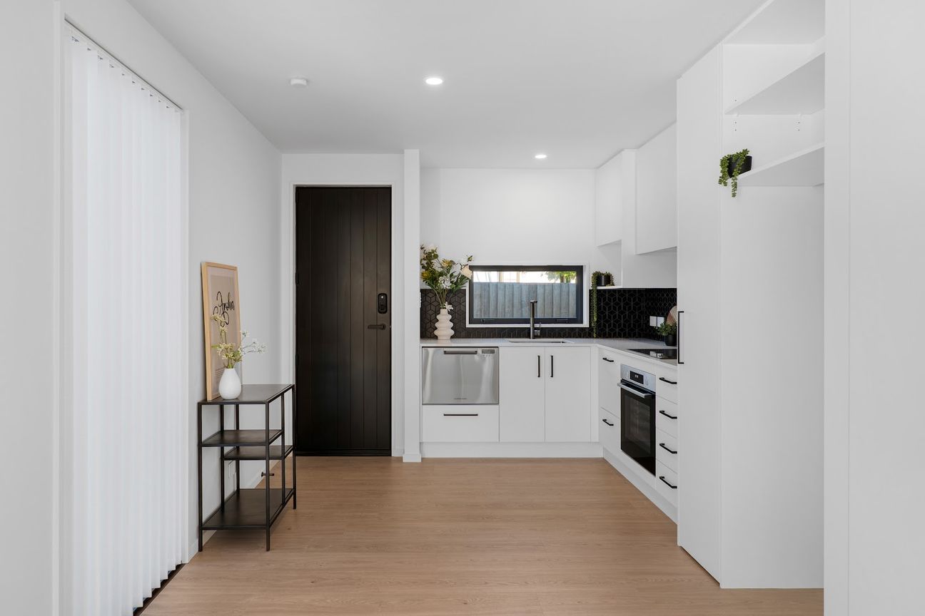 Brand New Townhouse Near CBD with Carpark - Aanzicht 4