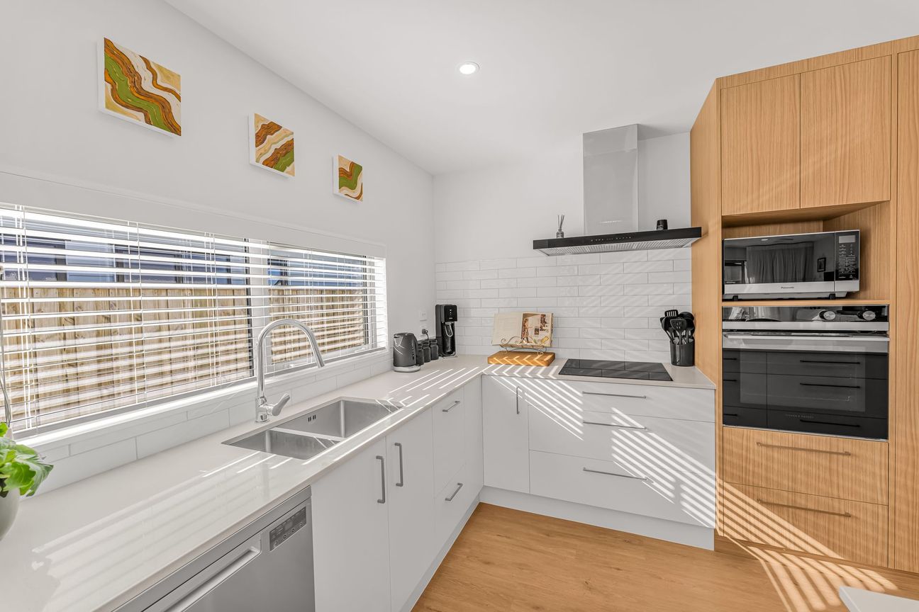 Contemporary Comfort with Solar Efficiency - Ansicht 5