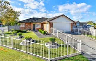 79 Riverton Drive, Randwick Park