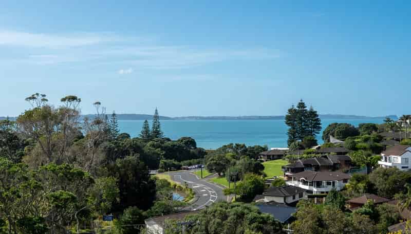 3/1013 Beach Road, Torbay