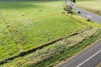 8 McGowan Road, Waiuku