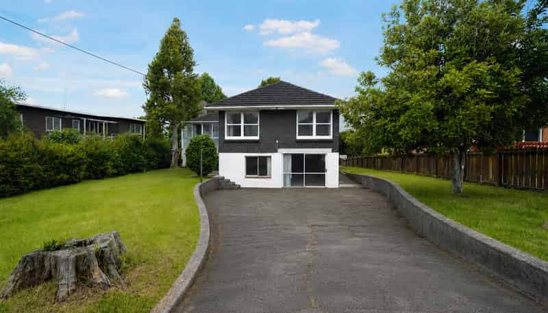 41 Royal Road, Massey