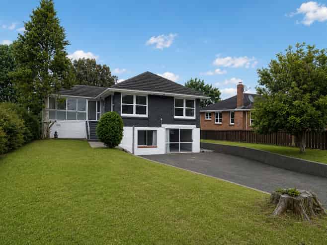 41 Royal Road, Massey