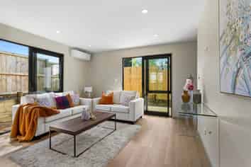 4/13 Hilda Road, Favona