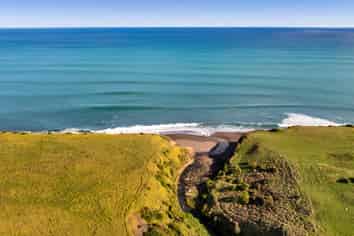 3875 South Road, Opunake