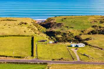 Lot 6 & 7, 3875 South Road, Opunake