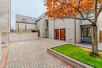 2/868 Colombo St, Christchurch Central