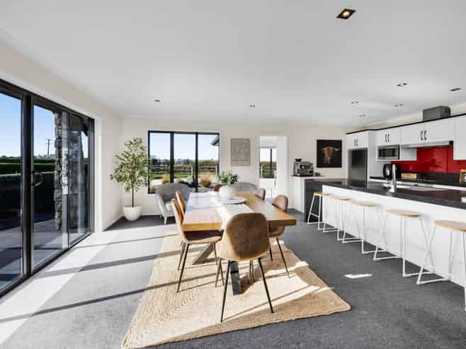 105 Mawhitiwhiti Road, Normanby