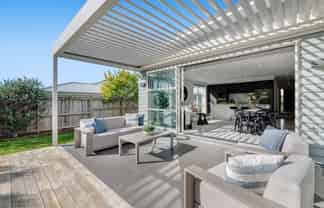 26 Kukuwai Avenue, Red Beach