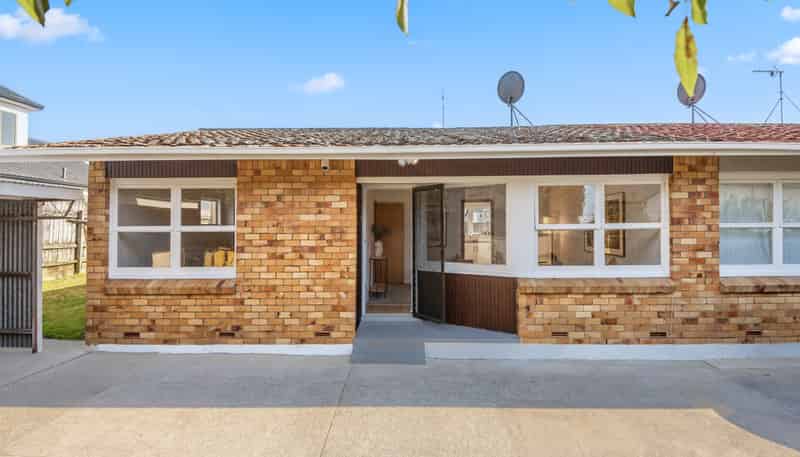 4/144 Point Chevalier Road, Point Chevalier