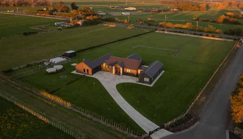 1203 Camerons Line, AORANGI
