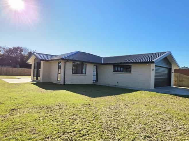 9 Reeve Street , Foxton