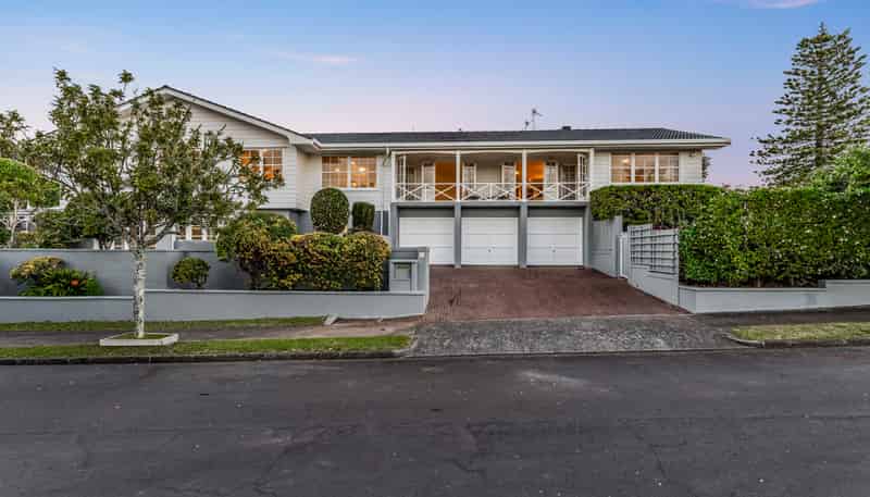 9 Worcester Road, Meadowbank