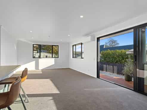 3/3 Mules Street, Stoke
