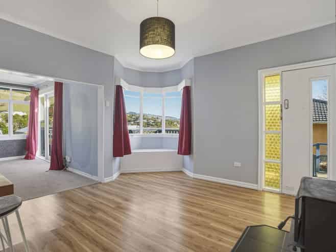 7 Dickson Street, Macandrew Bay