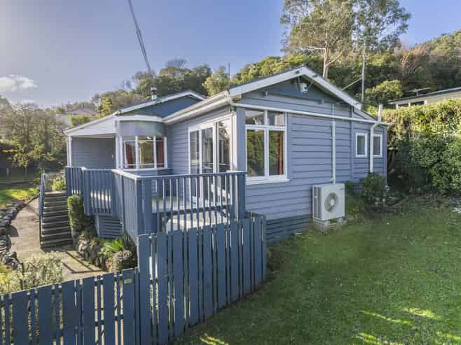 7 Dickson Street, Macandrew Bay
