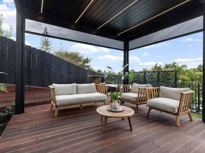1/1 Montana Avenue, Murrays Bay