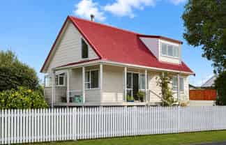 9 Garland Drive, Saint Andrews