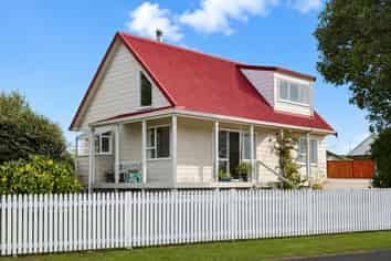 9 Garland Drive, Saint Andrews