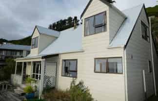 67 Kotare Street, Waikanae