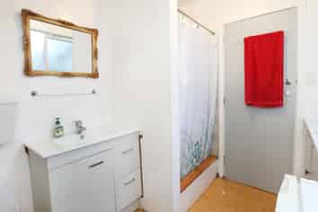 30B Miro Crescent, Stewart Island