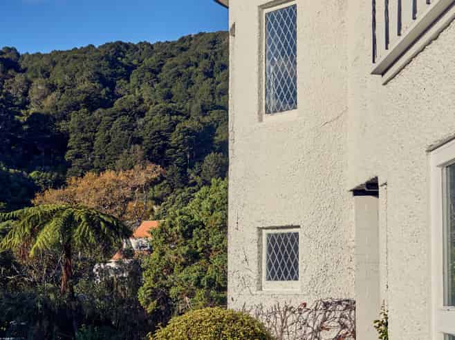 12 Cheviot Road, Lowry Bay, Eastbourne