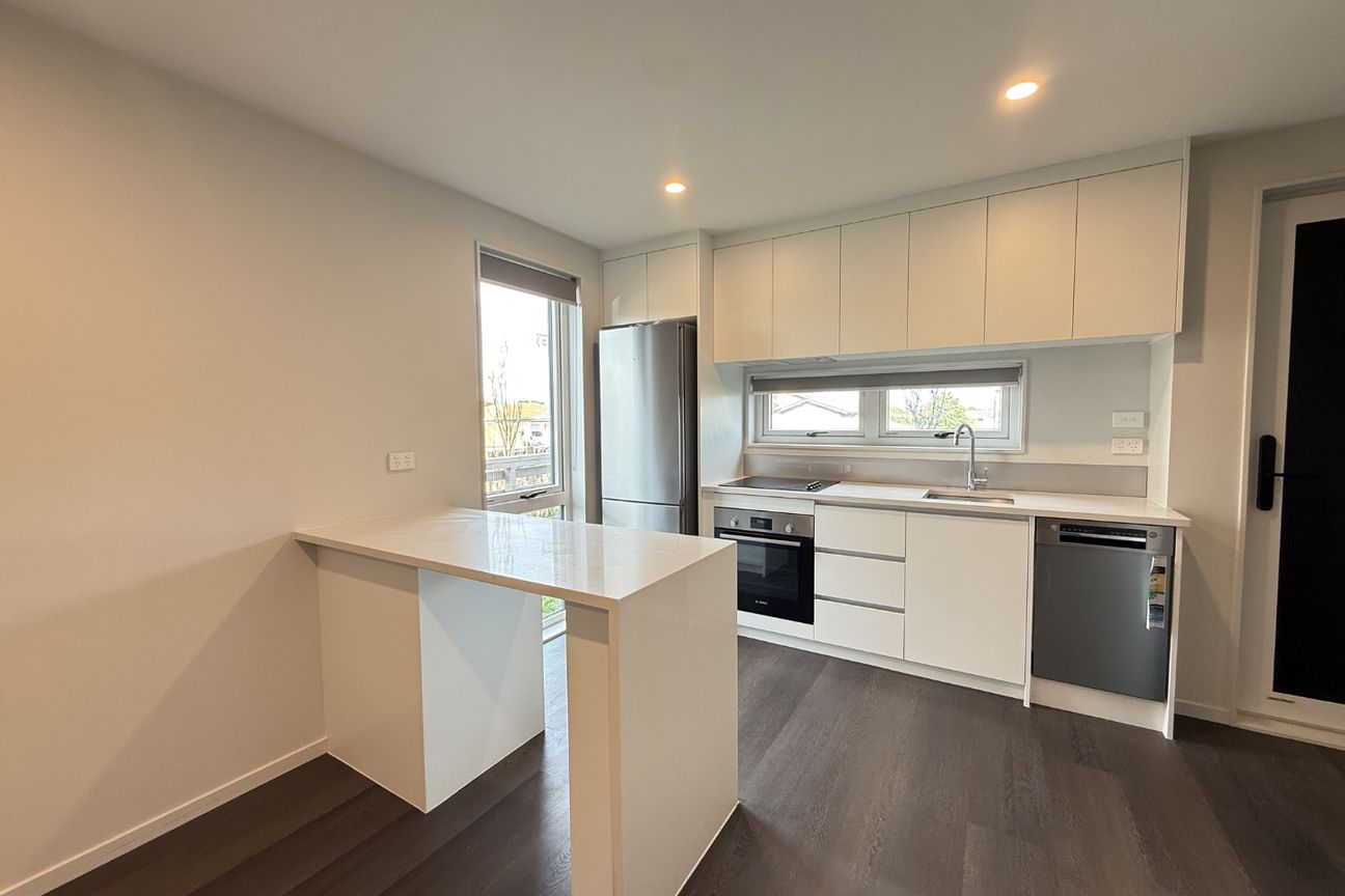 Spacious 2-Bedroom Townhouse for Rent in Mangere - Vaade 3