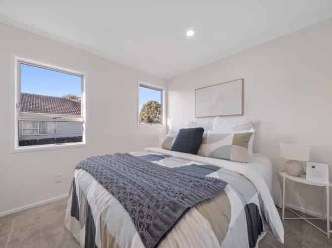 16 Katrina Place, Massey