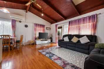 1/255 Swanson Road, Henderson