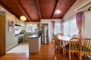 1/255 Swanson Road, Henderson