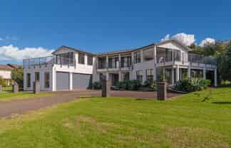 61 Wharekaho Road Wharekaho Simpsons Beach, Whitianga