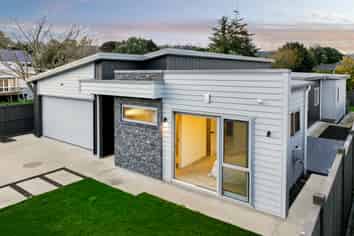15A Elliot Street, Riverhead